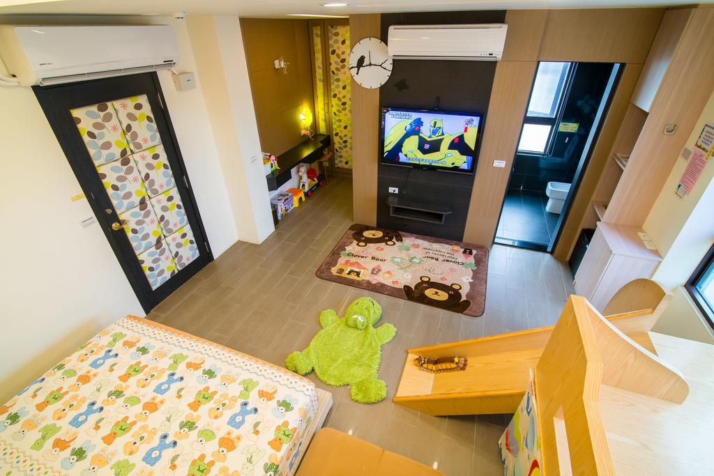 宜人生活溜滑梯親子民宿 Easylife B&B دونغشان الغرفة الصورة